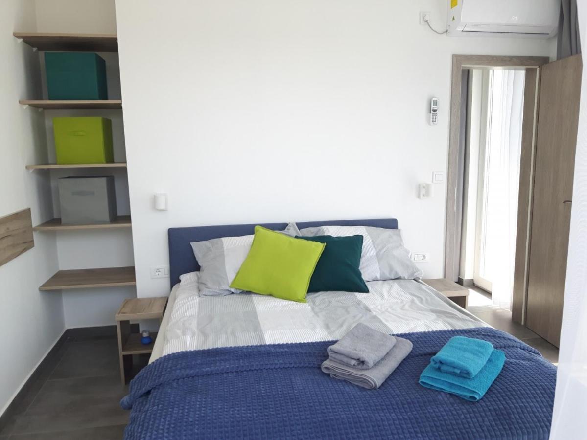 Apartmani Dalmacjia Grebaštica Exterior foto
