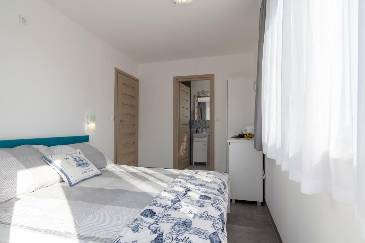 Apartmani Dalmacjia Grebaštica Exterior foto